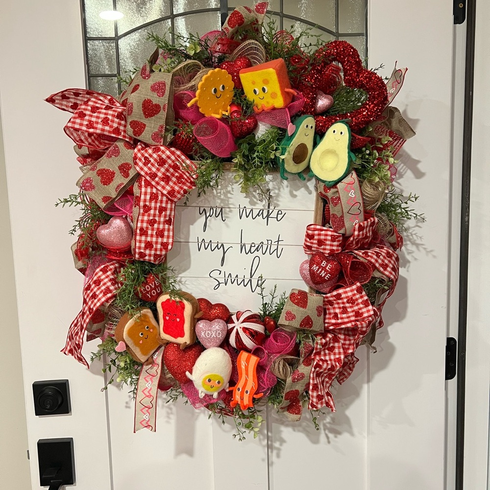 Festive Valentine's Day Wreath with Red and Pink Accents